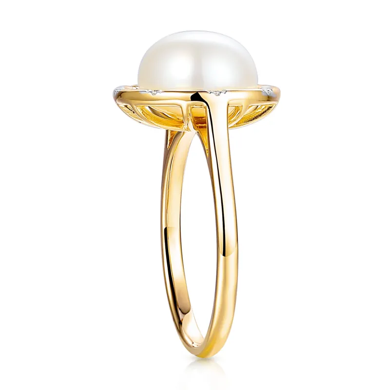 Pierścionek z perłą i diamentami 0,03 ct, złoto 585