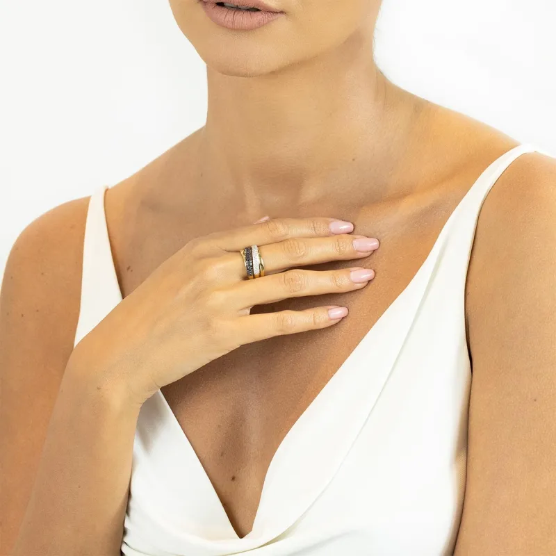 Pierścionek Line z diamentami czarnymi 0,42 ct i białymi 0,40 ct, złoto 585