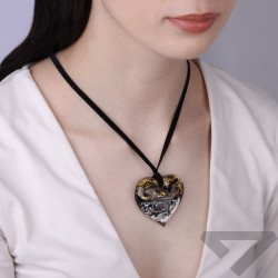 Naszyjnik OVER serce ze szkła Murano na czarnym aksamitnym sznurku