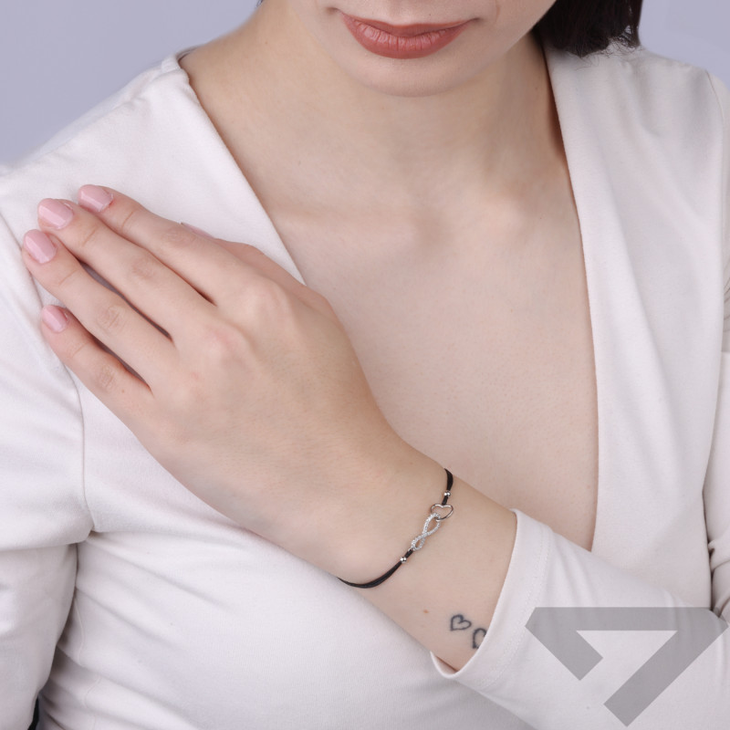 Bransoletka sznurkowa czarna klanówka serce z infinity, srebro próby 925