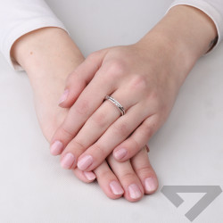 Pierścionek dwie szyny z cyrkoniami, srebro 925