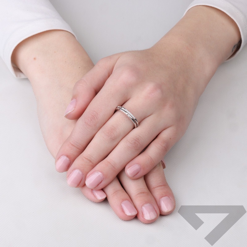 Pierścionek dwie szyny z cyrkoniami, srebro 925