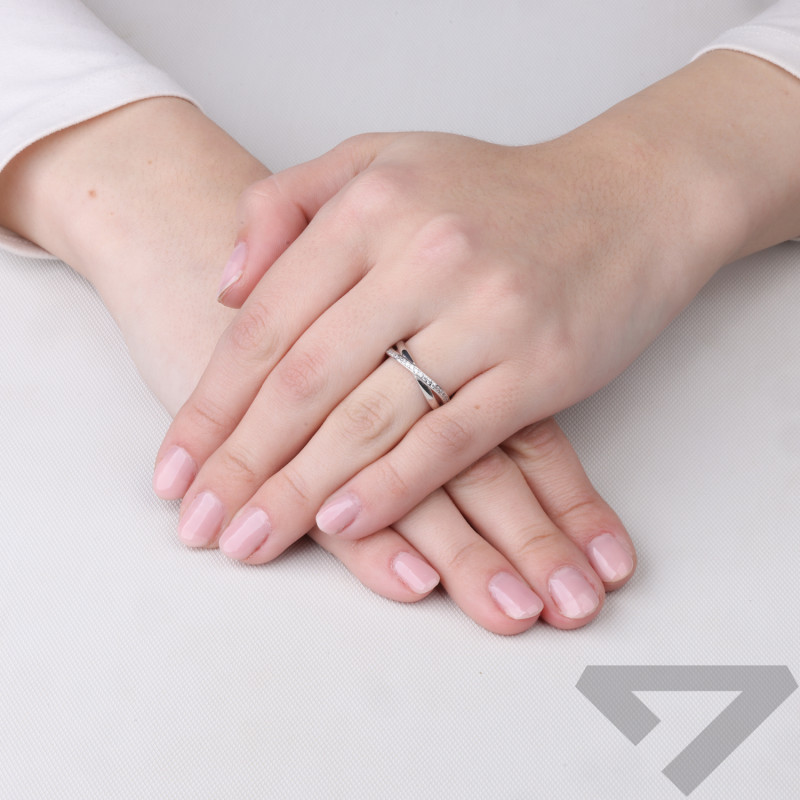 Pierścionek srebrny X z cyrkoniami, próba 925