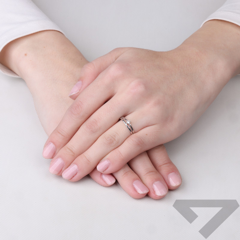 Pierścionek srebrny podwójna szyna gładka i z cyrkonią, próba 925