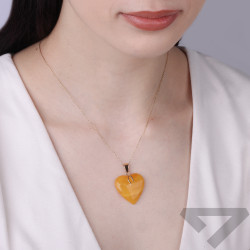 Wisior serce z bursztynu mlecznego, koluszko ze złota 585