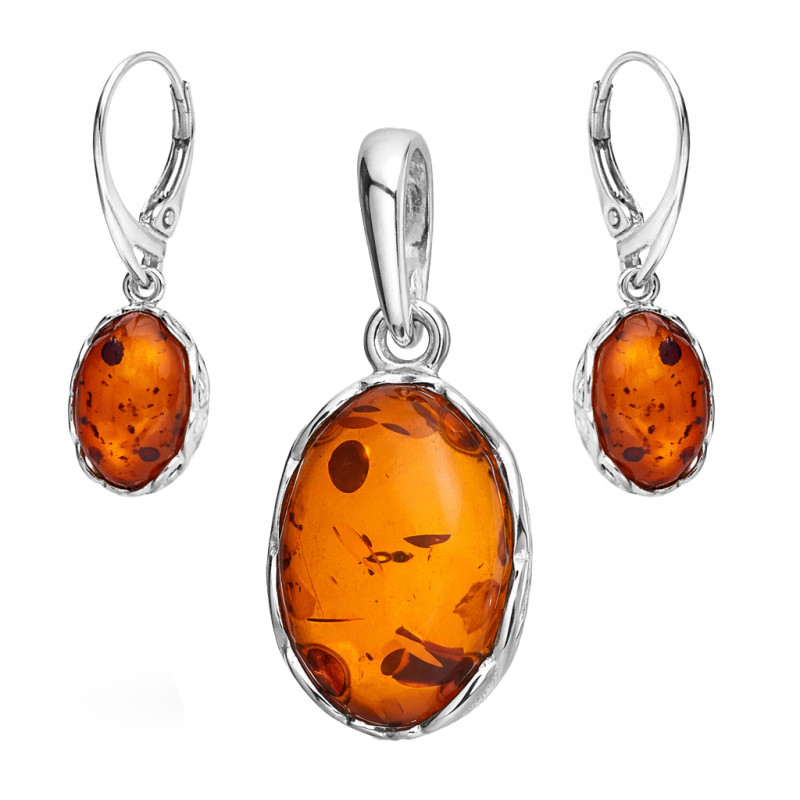 Komplet biżuterii kolczyki i wisiorek z owalnym bursztynem koniakowym