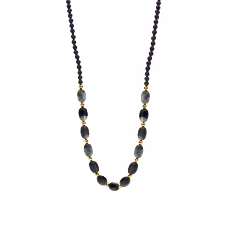 Naszyjnik z fasetowanymi szafirami i elementami ze srebra 925 koloru złotego