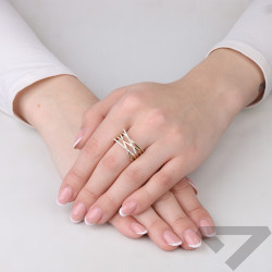 Pierścionek Line z diamentami 0,13 ct, złoto 585