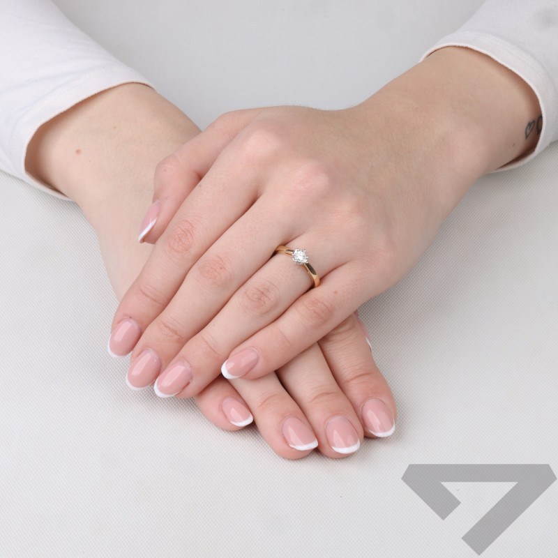 Pierścionek z diamentem Royal 0,15 ct, złoto próby 585
