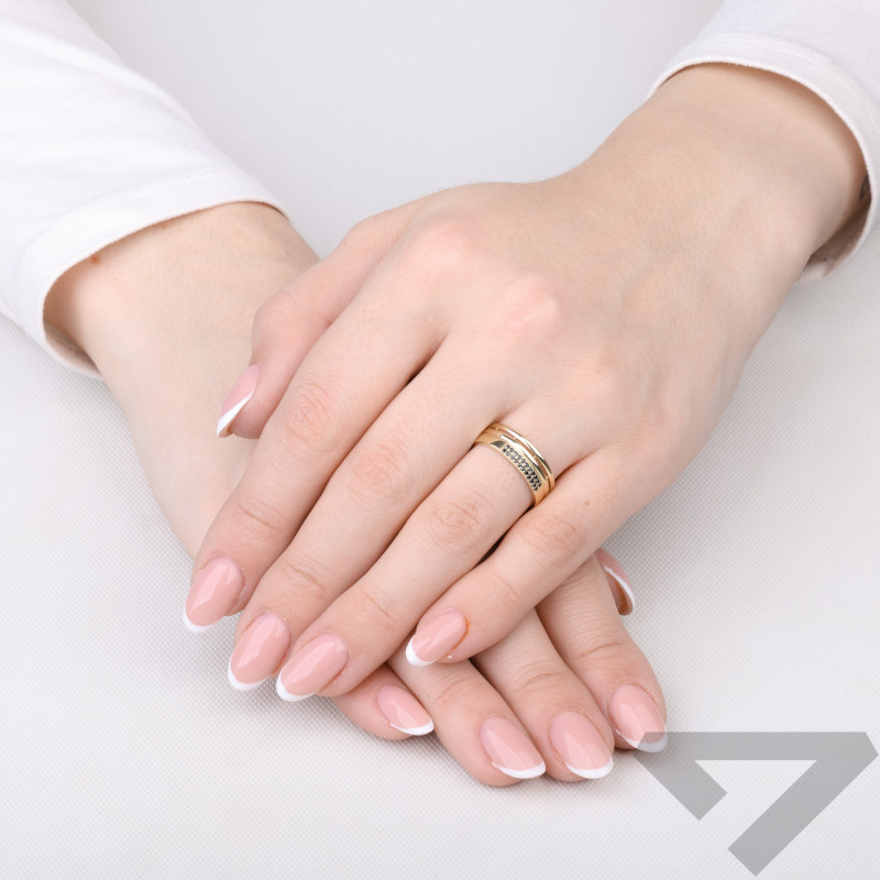 Pierścionek złoty dwa rzędy czarnych cyrkonii, próba 375