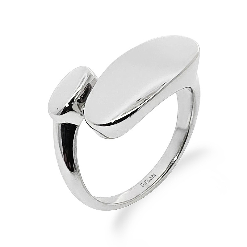 Pierścionek stalowy otwarty z gładką blaszką