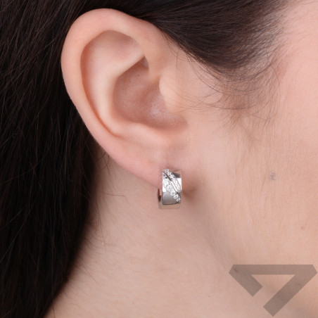 Kolczyki srebrne z cyrkoniami na skos, próba 925