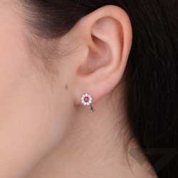 Kolczyki dla dziewczynki kwiatki z cyrkonią białą i ciemno różową, srebro 925