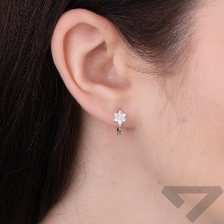 Kolczyki srebrne kwiatki z rożową cyrkonią, próba 925