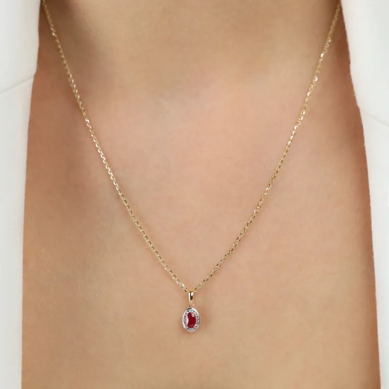 Wisiorek z rubinem  0,30 ct i diamentami 0,01 ct, złoto 585