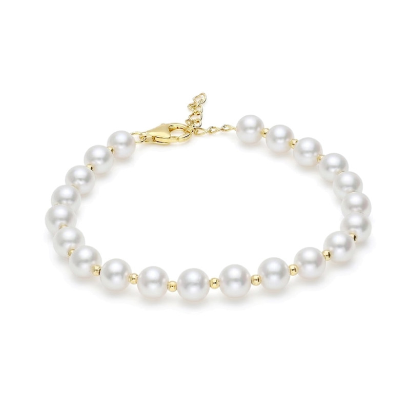 Bransoleta z perłami zaprezentowana na finalistce Miss Polski 2025 Julii Antoszkiewicz