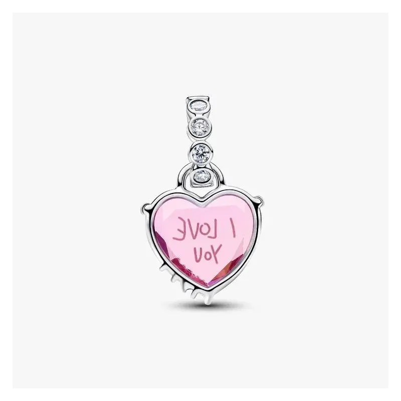 Pandora charms 794464C01 „I Love You Mom” – wyjątkowy symbol miłości