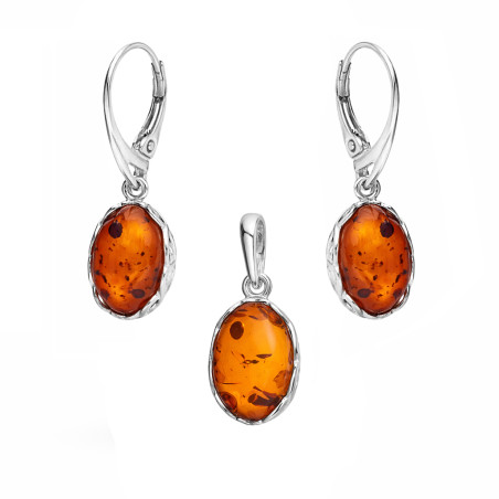 Komplet biżuterii kolczyki i wisiorek z owalnym bursztynem koniakowym