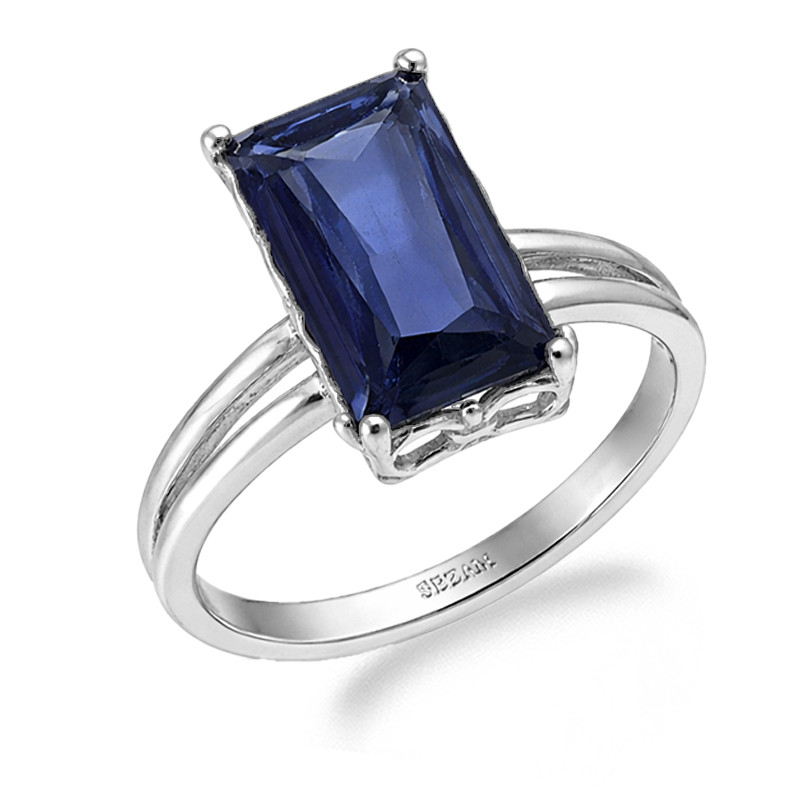 Pierścionek srebrny 925 z topazem laboratoryjnym o barwie blue London