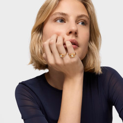 Pierścionek ze srebra powlekanego złotem 18-karatowym z masą perłową TOUS Camille