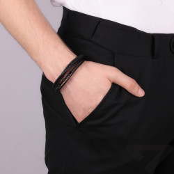 Bransoletka skórzana ze stali czarnej z krzyżykiem