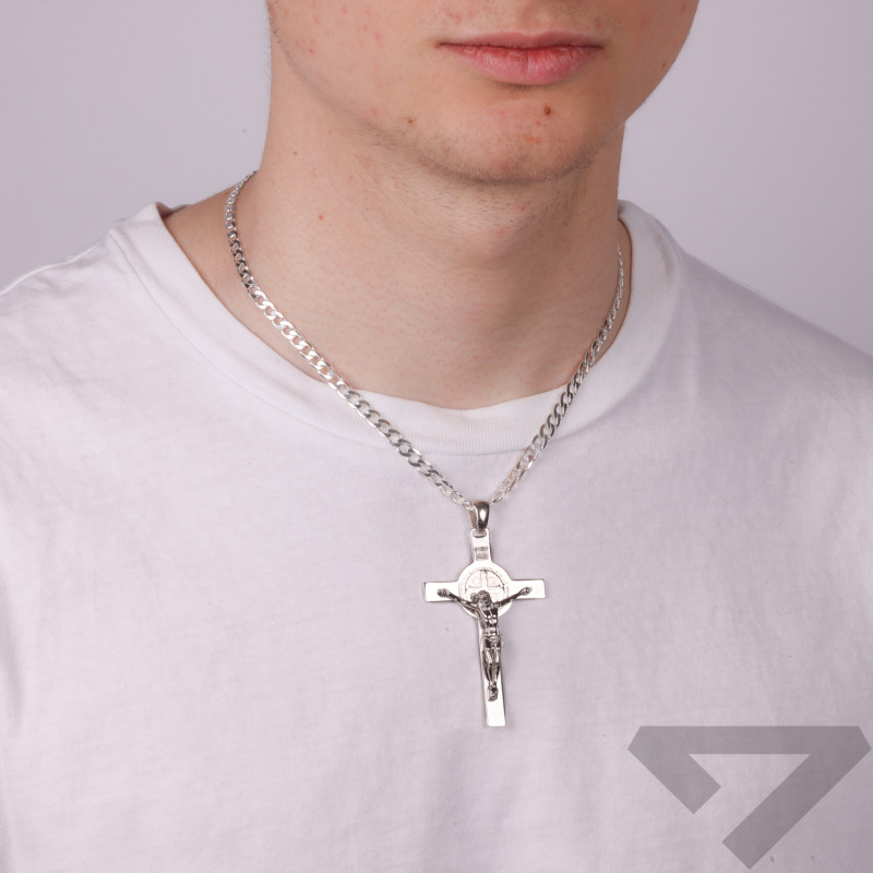 Krzyżyk Benedyktyński z wizerunkiem Pana Jezusa, srebro 925