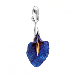 Wisiorek z tytanowym falowanym liściem w srebrnej oprawie próby 925