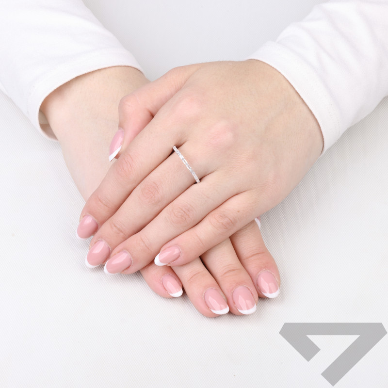 Pierścionek srebrny rings próba 925 z cyrkoniami bagieta