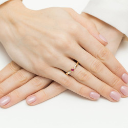 Pierścionek rubin 0,15ct 4łbryl.0,01ct bis BE W-0469 RB okrągły Au 585 BRYL