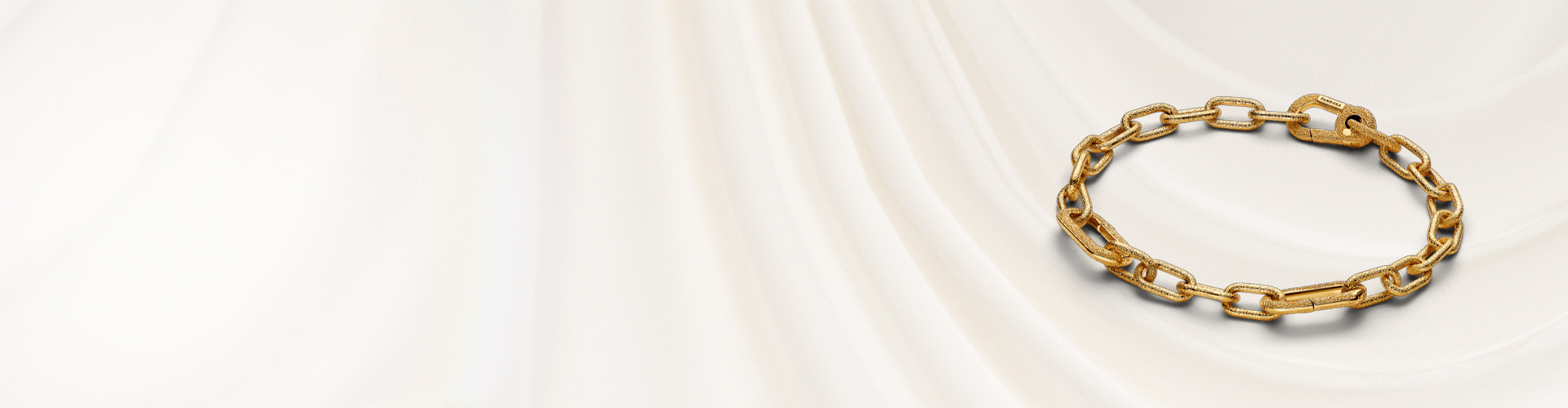 Bransoletki Pandora – Charm Bransoletki i Kolekcje – Jubiler Sezam